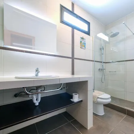 ヴィラ Salaria - Jacuzzi And Private Pool By Lanzarote