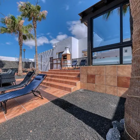 Salaria - Jacuzzi And Private Pool By Lanzarote 빌라 플라야블랑카