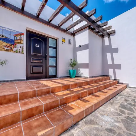 Villa Salaria - Jacuzzi And Private Pool By Lanzarote